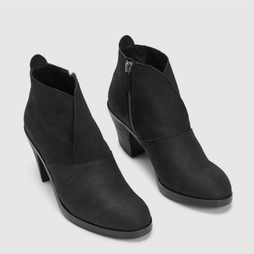 SALE - Eileen Fisher Murphy Black sz 8.5